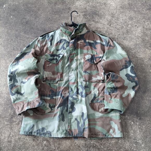 Unicor Other - Army M-65 Cold Weather Field Jacket Mens L Green Camouflage Woodland Camo